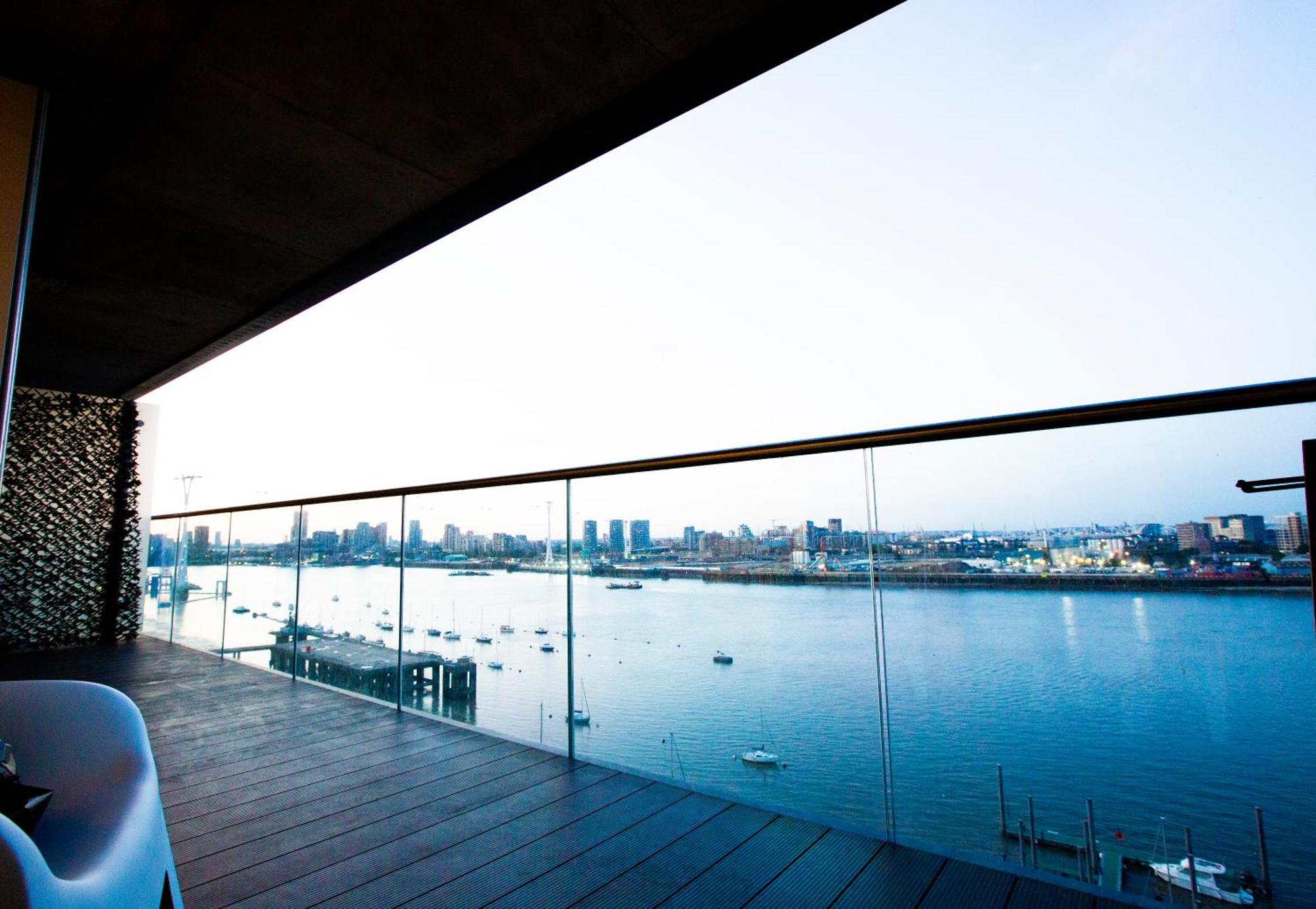 Waterfront- London Greenwich O2 Arena 2 Bed Flat Kültér fotó